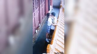 Học sinh sau giờ giải lao