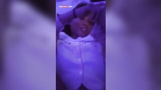 Em gái 2k7 răng hô lần đầu được ăn cặc bạn trai sướng run rẩy