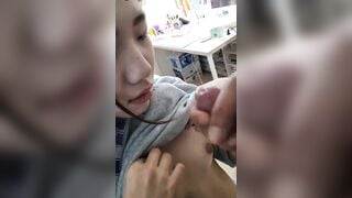 Lần đầu em Hàn Quốc bú boài bạn trai phải dạy