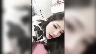 Siêu phẩm Tạ Thanh Nhi vú to lồn múp nhìn là muốn nựng