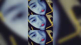em gái *** thủ dâm nhét bút vào lồn