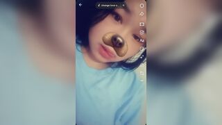 Em gái 2k9 Thủ dâm