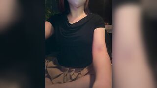 Em Gái Live Show Hàng - Thủ Dâm Nơi Công Cộng Phần 21