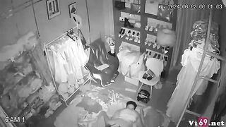 Hack camera, Chị chủ tiệm quần áo ế hàng thủ dâm kiếm tiền luôn