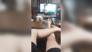 Xem sqid game mà nó cương kìa trời ơi