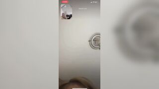 Quay Lén Nữ Sinh Việt Trần Truồng Chat Sex Tự Sướng Cùng Bạn Trai 2