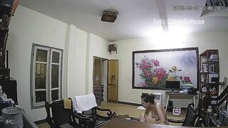 Hack cam em kính cận gằn 2 trái bom trên người ( lh kho link t.me/ttdsuutam )