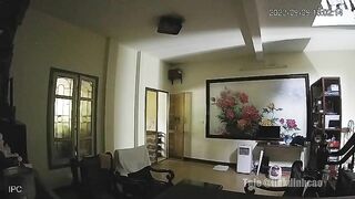 Hack cam em kính cận gằn 2 trái bom trên người ( lh kho link t.me/ttdsuutam )