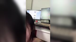 Giữa Game Và Em! Anh Chọn Ai? Ngồi Im, Không Em Rút Dây Điện Đó!!!!