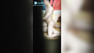 Quay lén thg bạn thân dẫn e ny về địt rồi tống tiền và cái kết