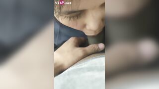 Cô bạn thân vú to bú mút làm đủ trò rồi mà không xuất tinh được