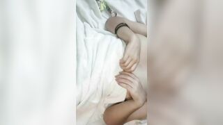 Khám Phá Lồn Em Gái Mới Lớn Vạch Lồn Ra Cho Đút Vào Sâu Hơn 2