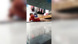Quay Lén Em Công Nhân Tự Móc Bướm Trong Phòng Trọ 3
