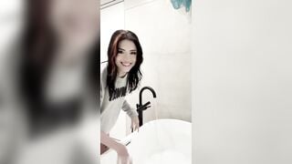 (Hannah Owo Onlyfans ) Đi Tắm Cùng Hannah Owo Show Hàng