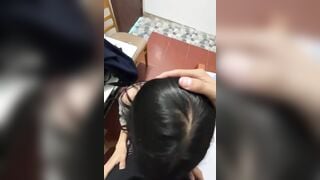 Đi học nhóm bị thằng bạn cặc to địt vào mồm liên tục