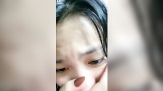 2 gái đi tắm ko đóng cửa bị thg bạn thân vào hiếp dâm cân 2