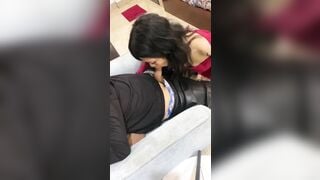 Đang xem đá bóng mà cũng nhảy vào bú cu ,đúng là con đĩ dâm đãng