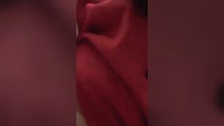 Nén cơn đau sướng la hét trong vô vọng