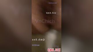 Chuốc say con bạn thân rồi bất ngờ đưa tay móc lồn mạnh bạo