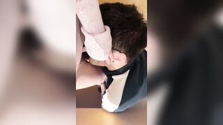 Hắn nhắn: "a muốn BL e? "."Okkk".Nhỏ túm tóc ghì đầu hắn: "Bú đi, bú mạnh v,.."