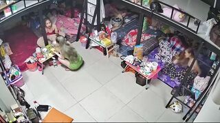 Hách cam phòng ngủ của mấy em đào xinh xắn hàng ngon