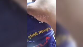 Địt em sinh viên đại học kinh tế làm thêm ở quán cà phê chòi
