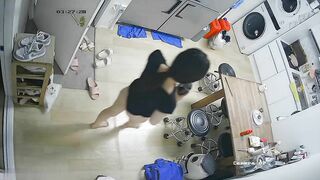(Hack Cam) Tại Nhà Của Chị Họ, Thấy Body Của Chị Ngon Vãi