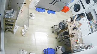 (Hack Cam) Tại Nhà Của Chị Họ, Thấy Body Của Chị Ngon Vãi