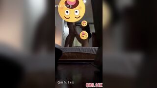 Anh địt mạnh lên xem nào ! Địt em đéo có cảm giác gì .... Phạch phạch .... Ớ ớ..... đ