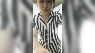 2k9 Show Hàng Cởi Đồ Giới Thiệu Bản Thân Với Người Lạ