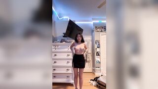 Clip Hot Quách Vân Anh 2k5 Xinh Gái Nhà Giàu Thích Khoe Lồn Cho Mọi Người Xem