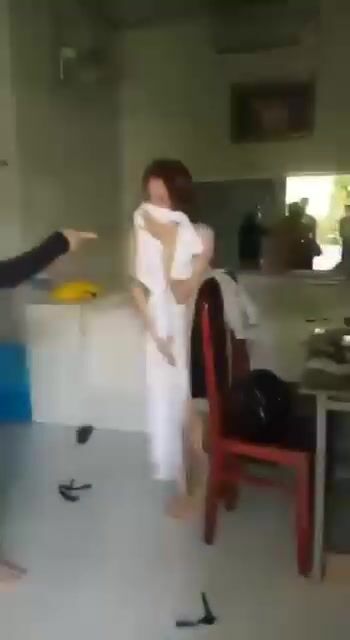 Đánh gen đi bẻ bắp ở nhà nghỉ