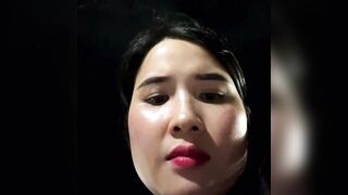 Chị mbbg xinh ra công viên gạ trai