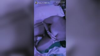Bộ NGỰC NON của em gái 18