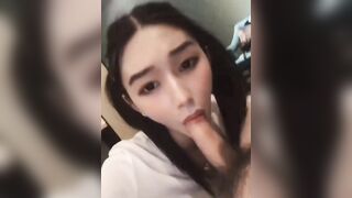 E gái ngây thơ nghiện bú cặc a trai nhìn cách e bú là biết mê đến mức nào