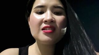 Chị mb vú to dâm đãng vừa thể dục vừa gạ trai trẻ
