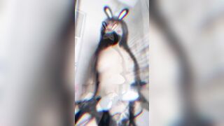 Em gái nhảy theo nhạc TikTok nude P9
