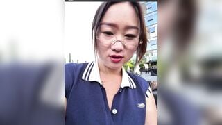 Vl thủ dâm ngay bên cạnh cặp đôi chụp ảnh cưới ,chị mbbg dâm đãng