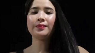 Chị mb vú to tập thể dục mà cũng gạ trai đá lưỡi điêu luyện