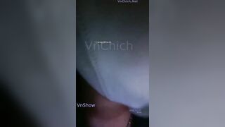 Em idol QQLive HL Yuna9x không mặc đồ lót thủ dâm trong quán cafe gạ chịch anh BE 2