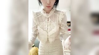 Cô gái chụp ảnh tự sướng tặng bạn trai