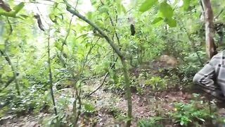 Đi hái nấm cùng chị dâu lồn múp vú to dâm đãng