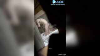 Súc vật qua lén cô gia sư đi tắm thủ dâm chát sex sướng vl