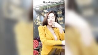 Việt Nam livestream nói chuyện
