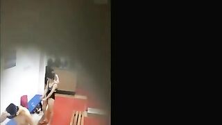Quay lén