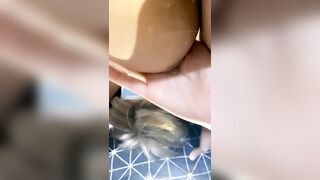 Live some chán rồi chơi sextoy P2