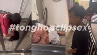 Con Lớp Trưởng Chuyên Mách Lẻo Bị Quây Đánh Hấp Hối Dãy Đành Đạch Trên Sàn