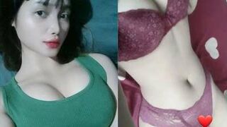 Clip Hot Hồng Phương Tự Tin Khoe Clip Sex Của Mình Lên Mạng