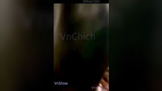Chồng công tác, Vợ gạ bạn thân chồng cởi quần bú buồi chs some