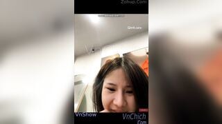 giả gái gạ e học sinh đang ngủ với mẹ vạch vú ra show lồn thủ dâm